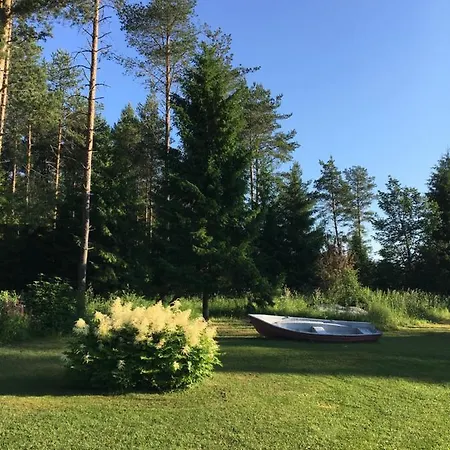 Kaeaenu Puhkemaja Ferienhaus *
