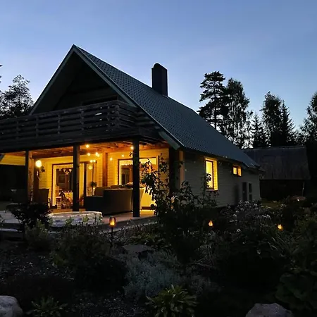 Kaeaenu Puhkemaja Ferienhaus Rakvere