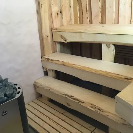 Kaeaenu Puhkemaja Vikendica *