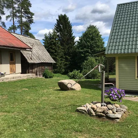 Kaeaenu Puhkemaja Ferienhaus