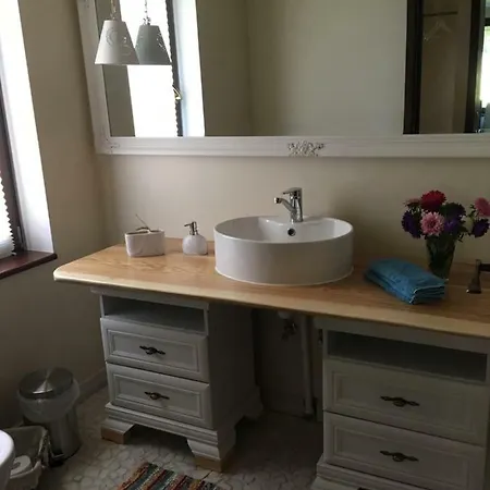 Semesterbostad Kaeaenu Puhkemaja Rakvere