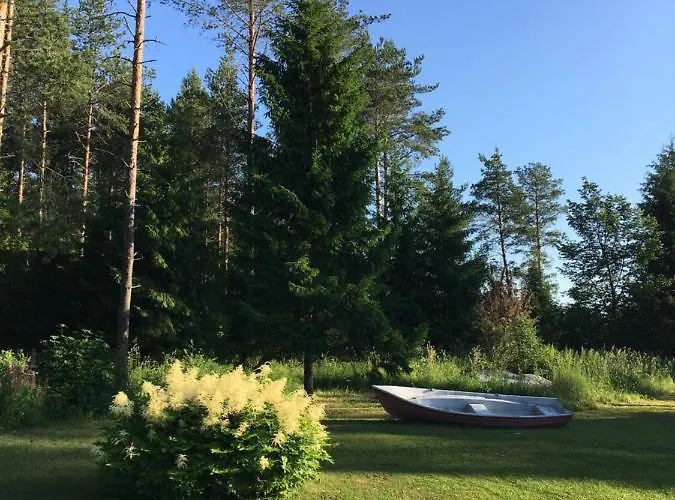 Kaeaenu Puhkemaja Holiday home *