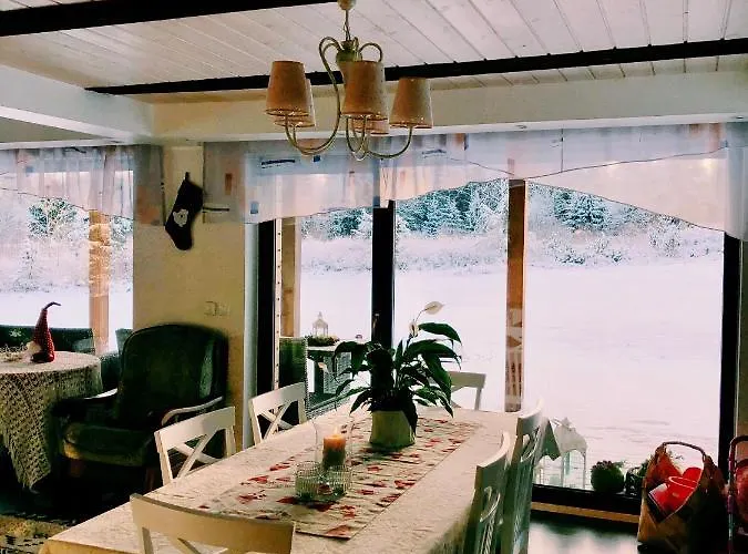 Kaeaenu Puhkemaja Holiday home *